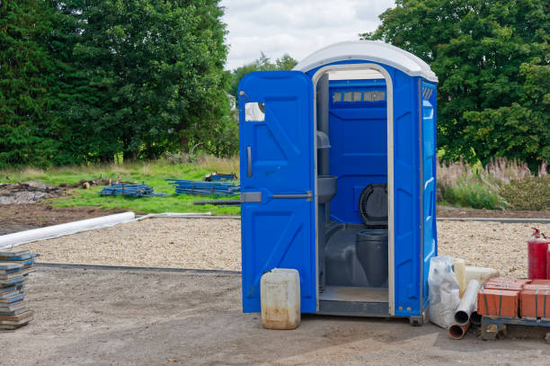 Types of Portable Toilets We Offer in Shaker Heights, OH